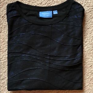 Women’s Simply Vera top